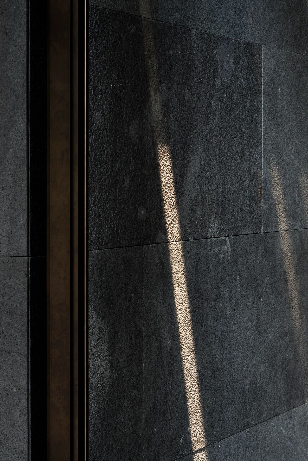 华润中央公园·悦府:城市丛林,山间结庐丨中国重庆丨无间设计-17