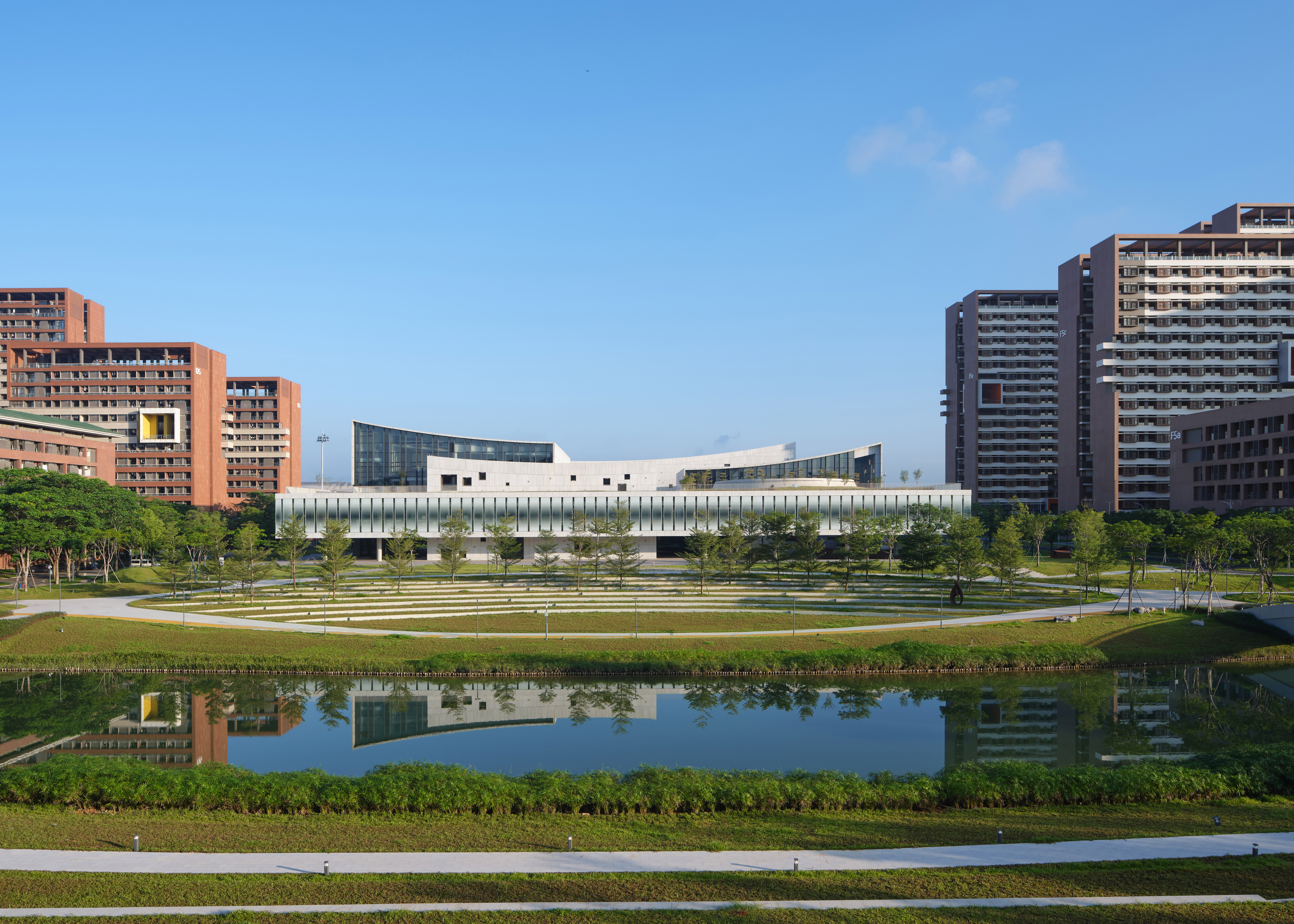 华南理工大学国际校区文化活动中心丨中国广州丨华南理工大学建筑设计研究院有限公司-13