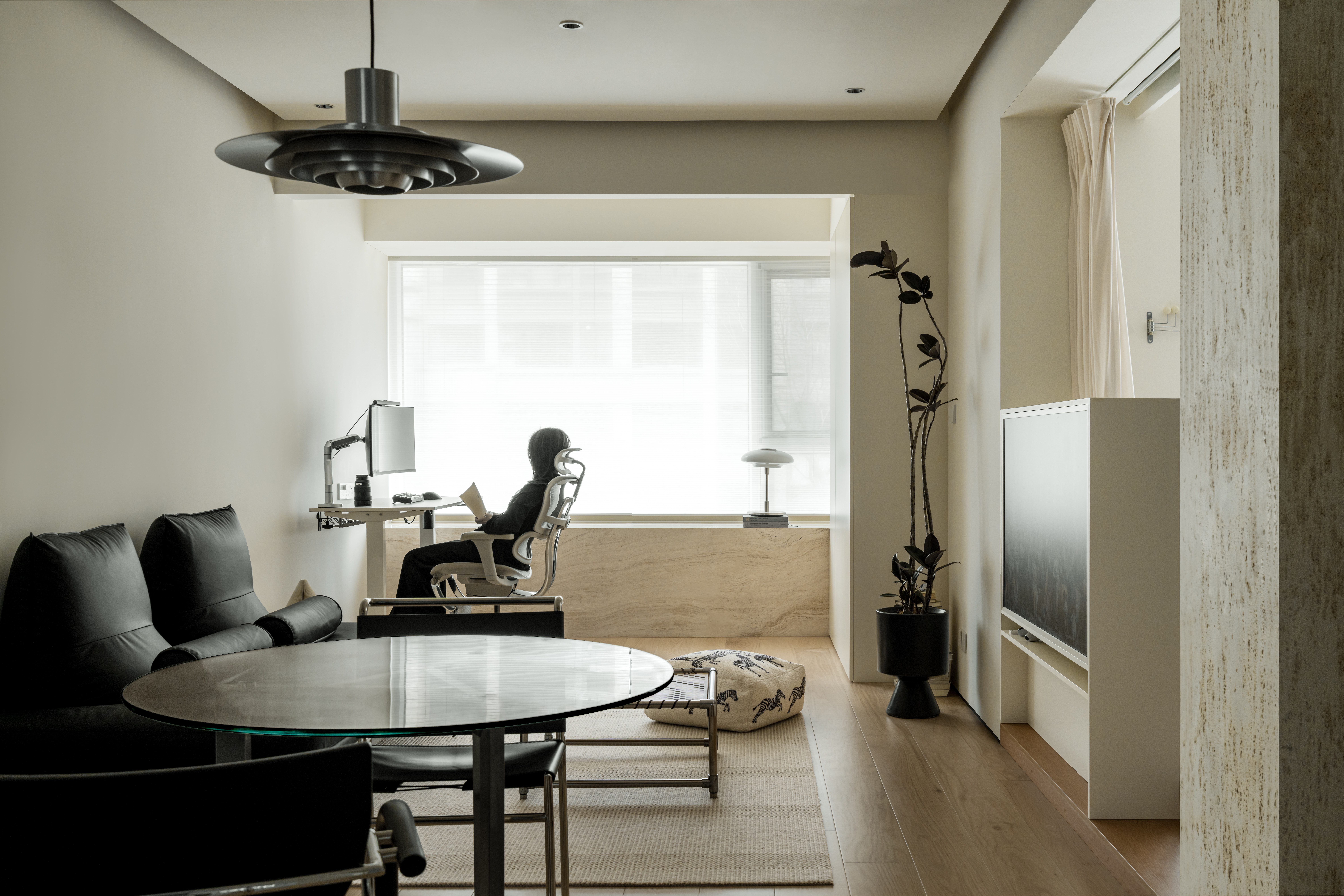 “业余”调酒师的48㎡开放空间丨中国广州丨郑西西-1