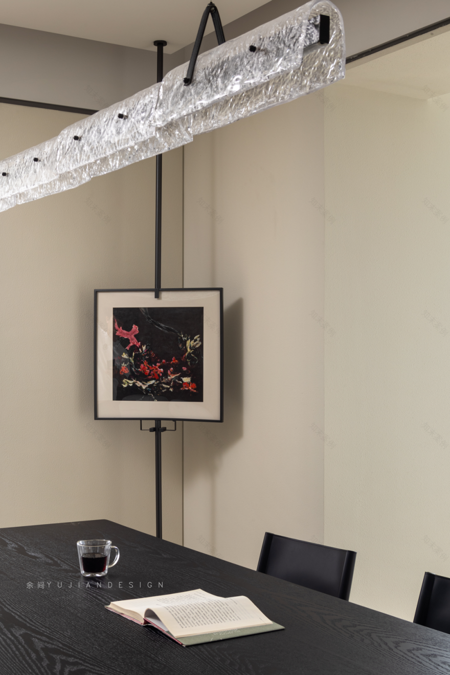 228m²江景大平层实景落地,于江水起伏中窥见生活丨中国武汉丨末一/深圳余间设计有限公司-24