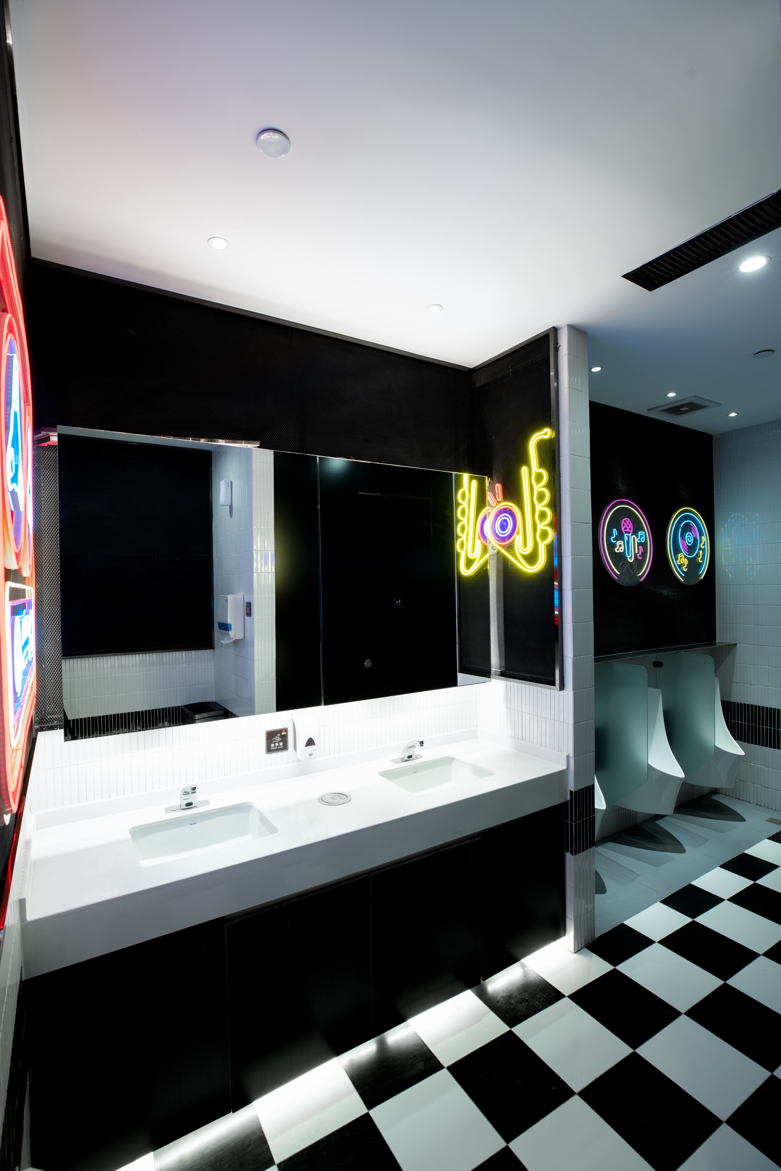 北京首创-BOM嘻番里-更新未来丨中国北京丨夏谷暑雨-12