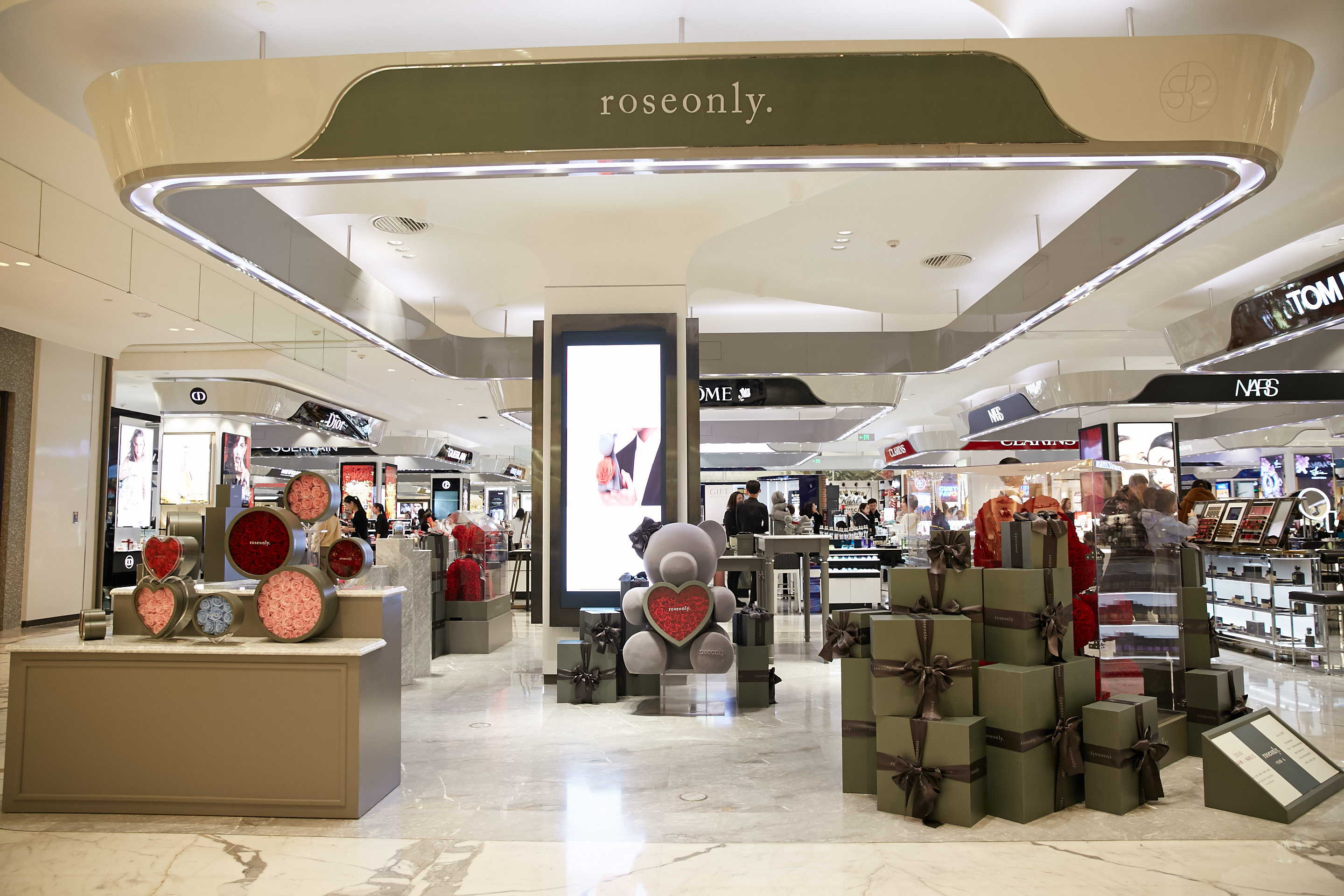 玫瑰花品牌中岛快闪设计丨中国北京丨RO设计师-1