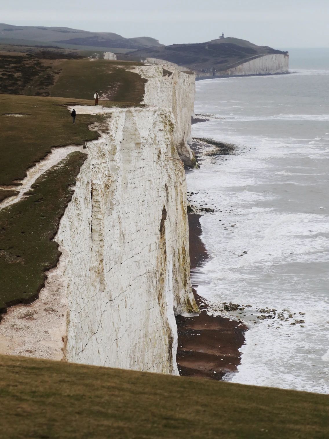 设计在旅途，伦敦River Thames白色公寓丨英国丨懒猫创意空间-31