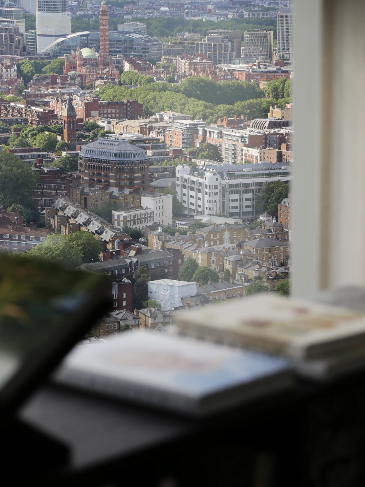 设计在旅途，伦敦River Thames白色公寓丨英国丨懒猫创意空间-40