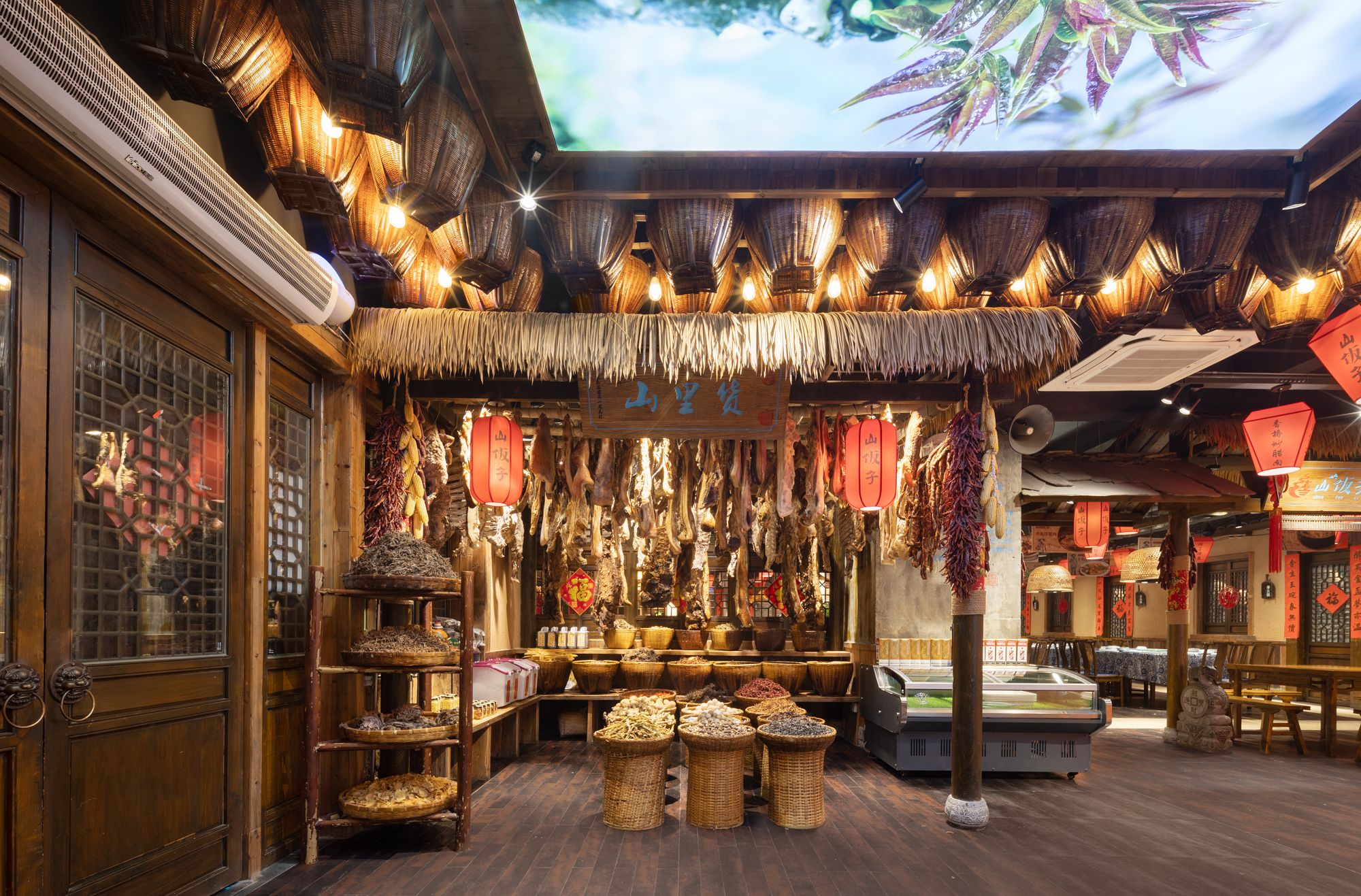 浓郁的乡村民俗风格餐厅丨中国十堰丨罗涵-22