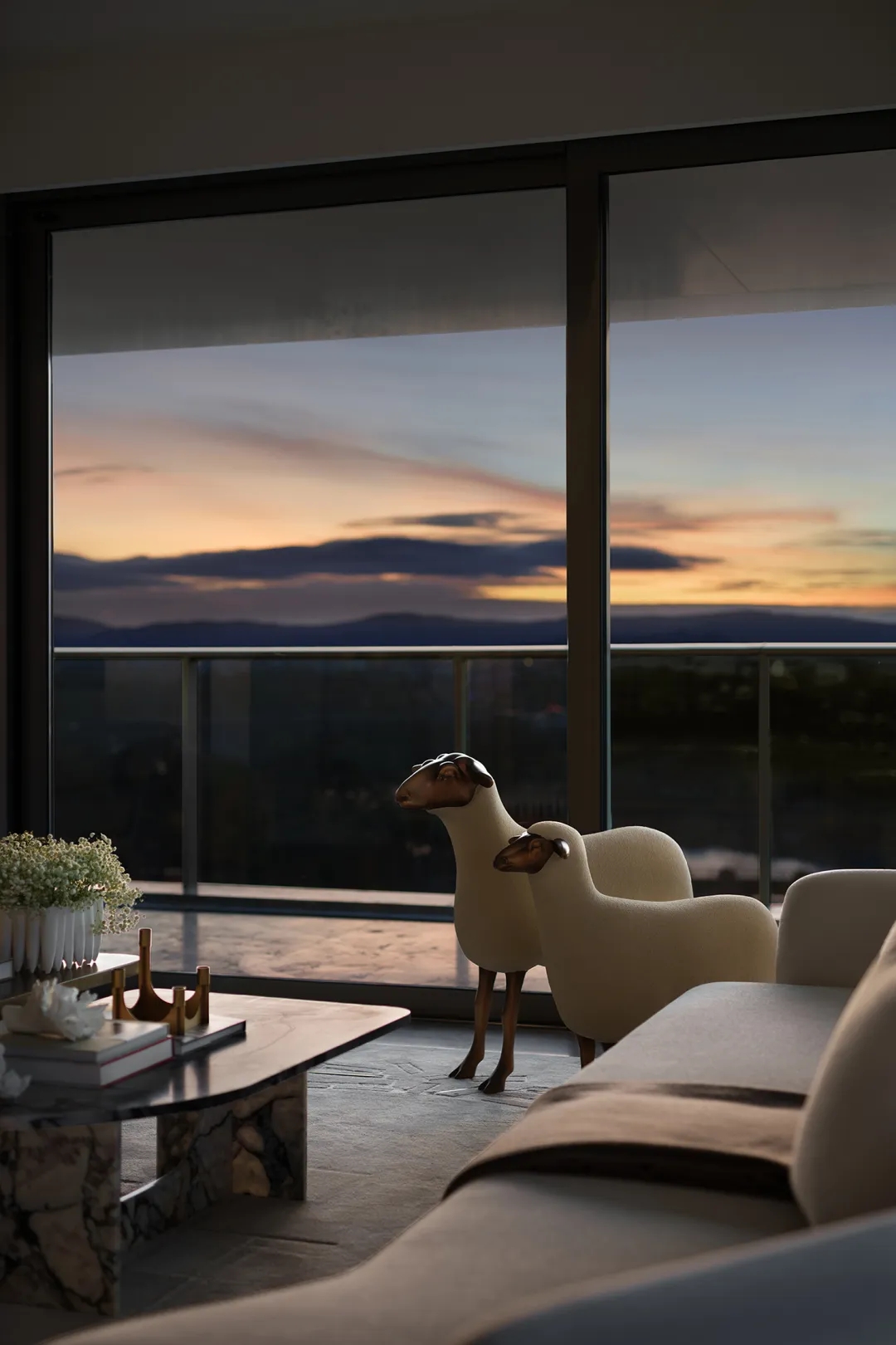 三亚中旅·馥棠公馆：候鸟衔花，双生之境丨中国海南藏族自治州丨布鲁盟-13