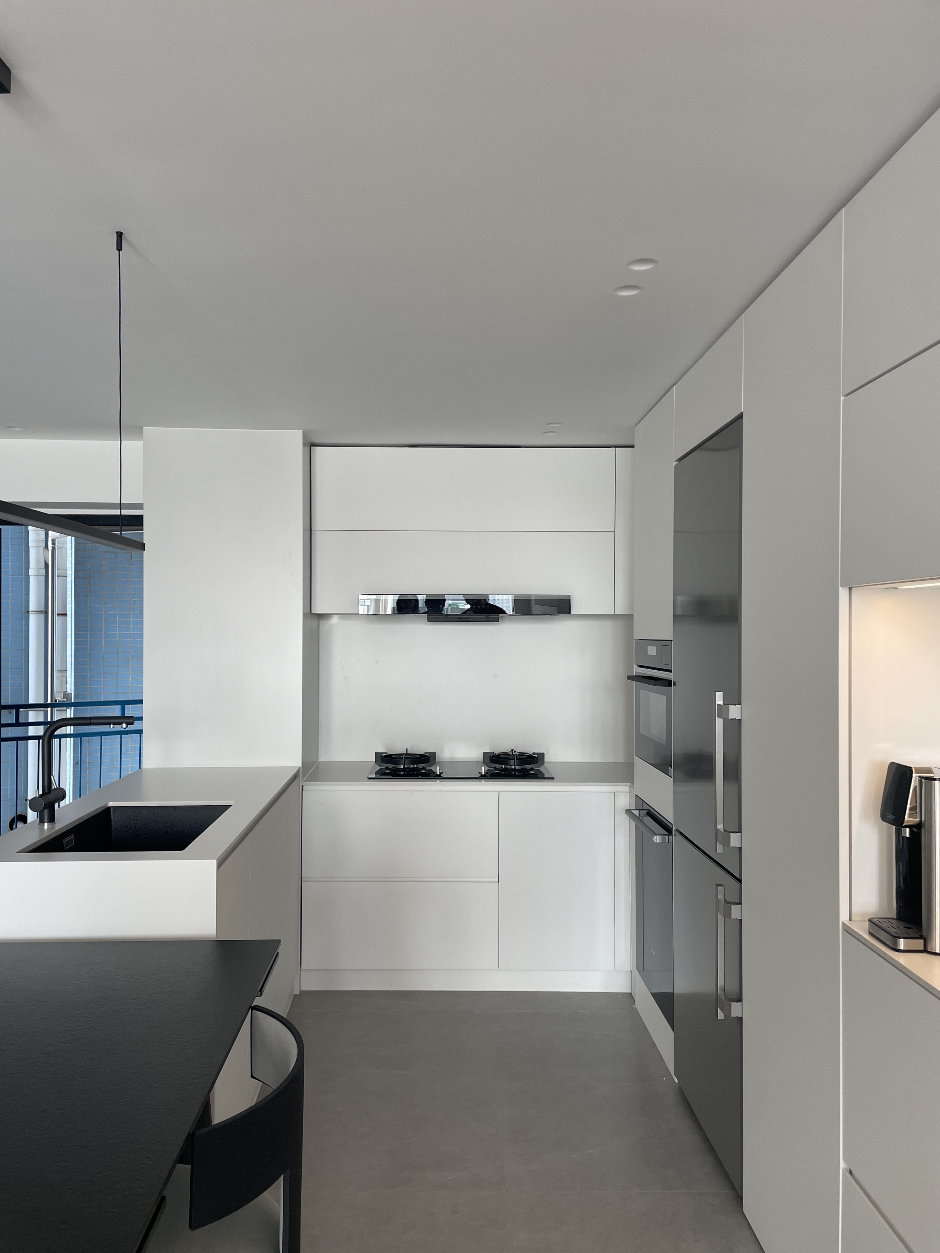 素色美学！看这套极简家装如何拿捏空间质感丨中国深圳丨陈彬-3