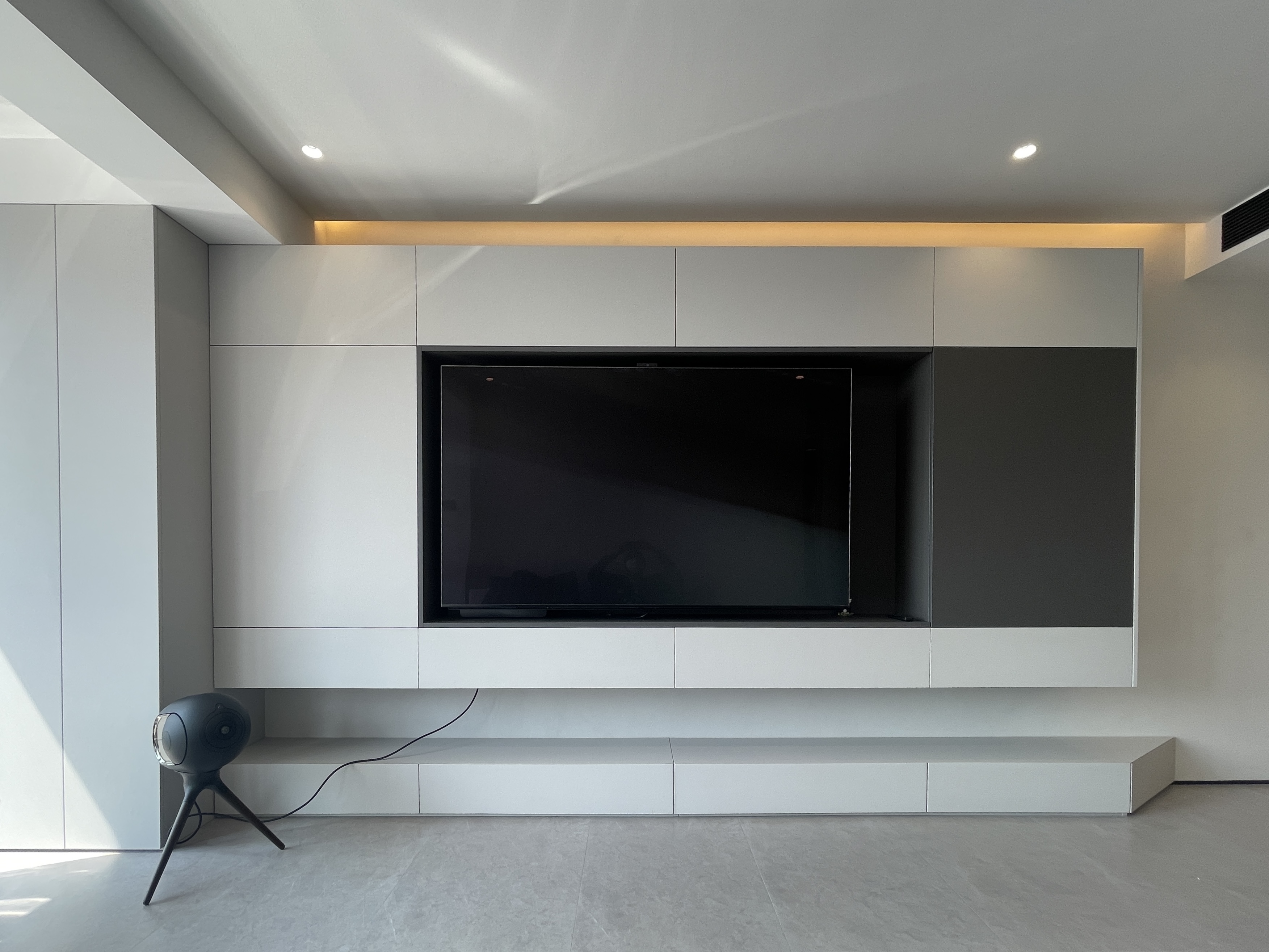 素色美学！看这套极简家装如何拿捏空间质感丨中国深圳丨陈彬-6