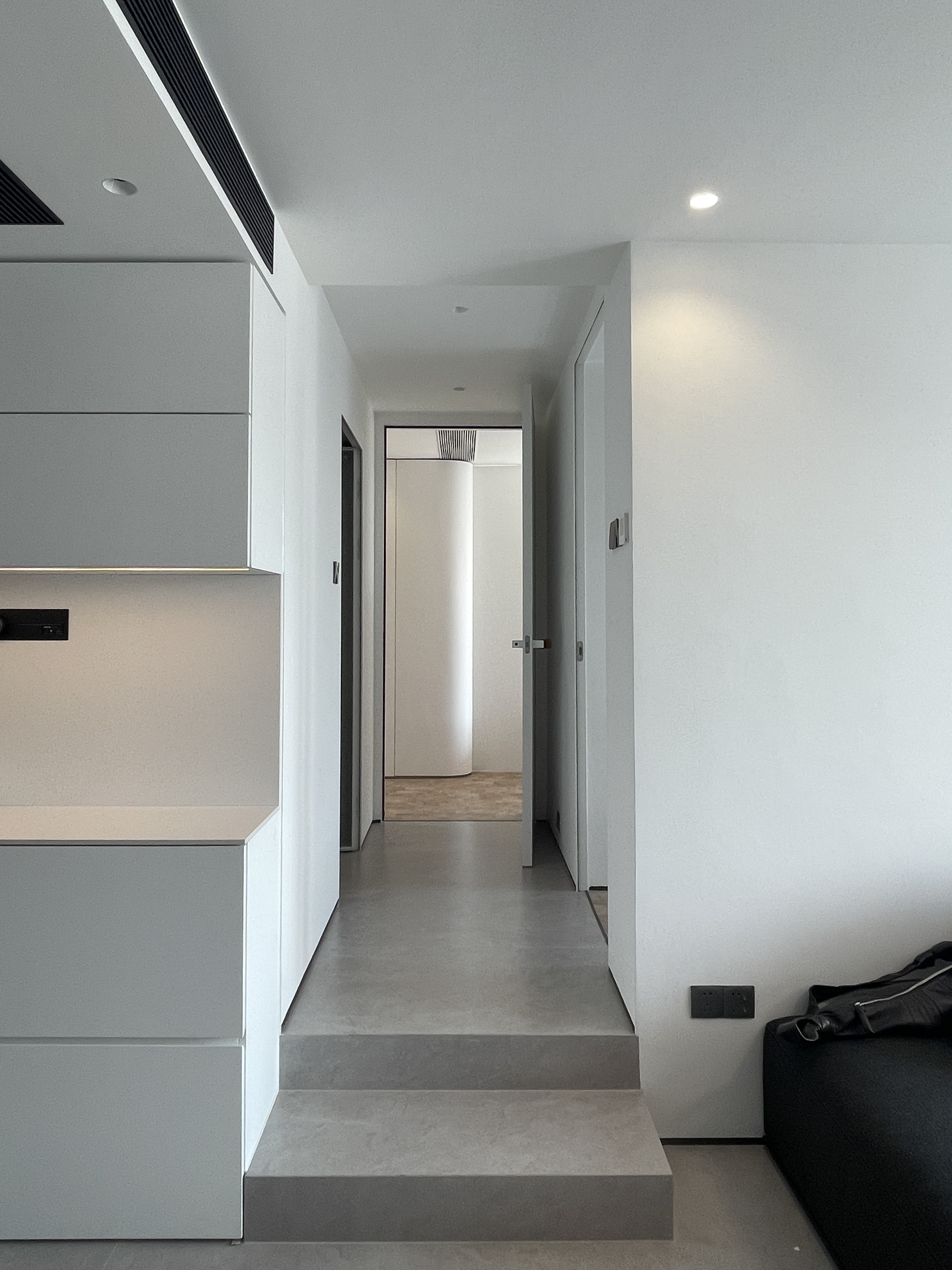 素色美学！看这套极简家装如何拿捏空间质感丨中国深圳丨陈彬-8