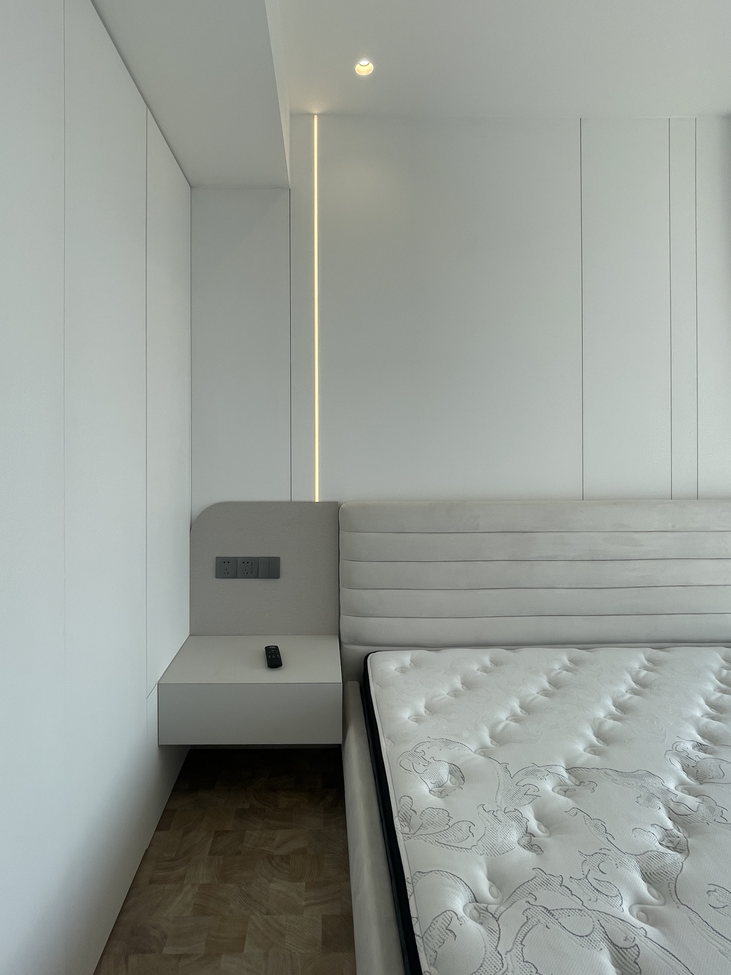 素色美学！看这套极简家装如何拿捏空间质感丨中国深圳丨陈彬-10