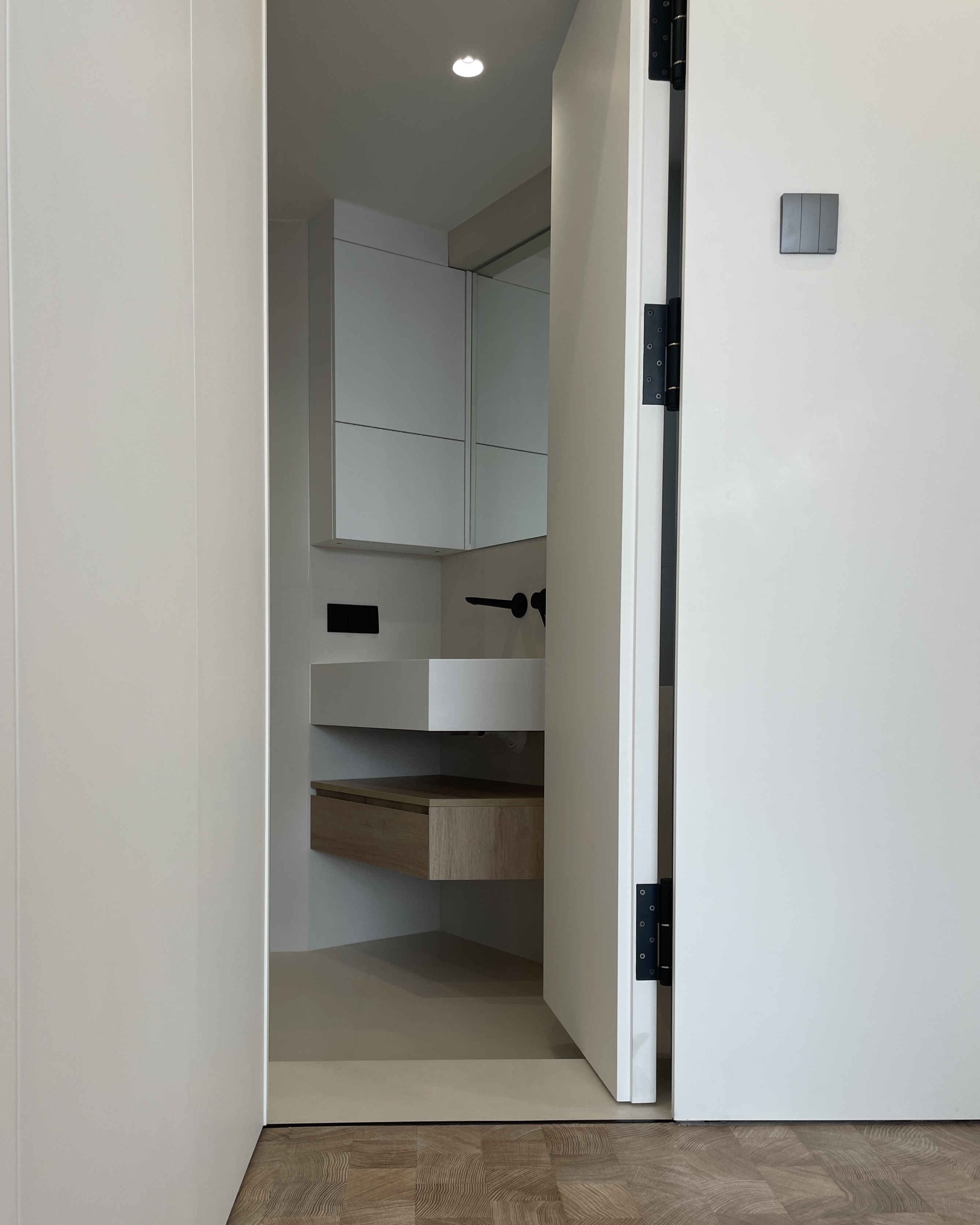 素色美学！看这套极简家装如何拿捏空间质感丨中国深圳丨陈彬-12