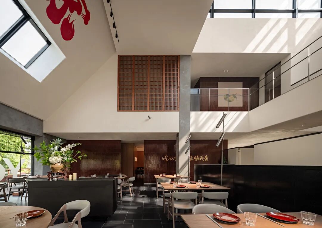 杨氏青 · 百家湖店丨中国南京丨HDD设计公社-2