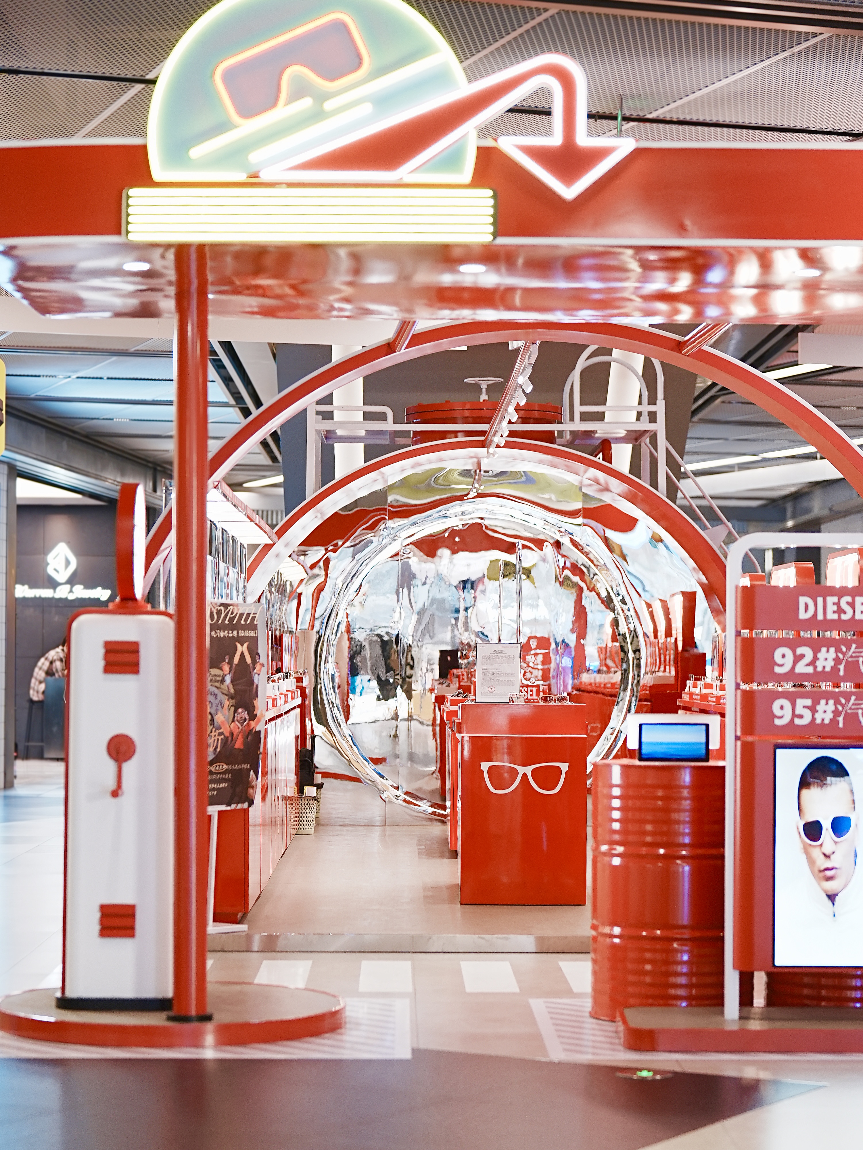 DIESEL快闪店丨中国成都丨成都金魔方装饰-22