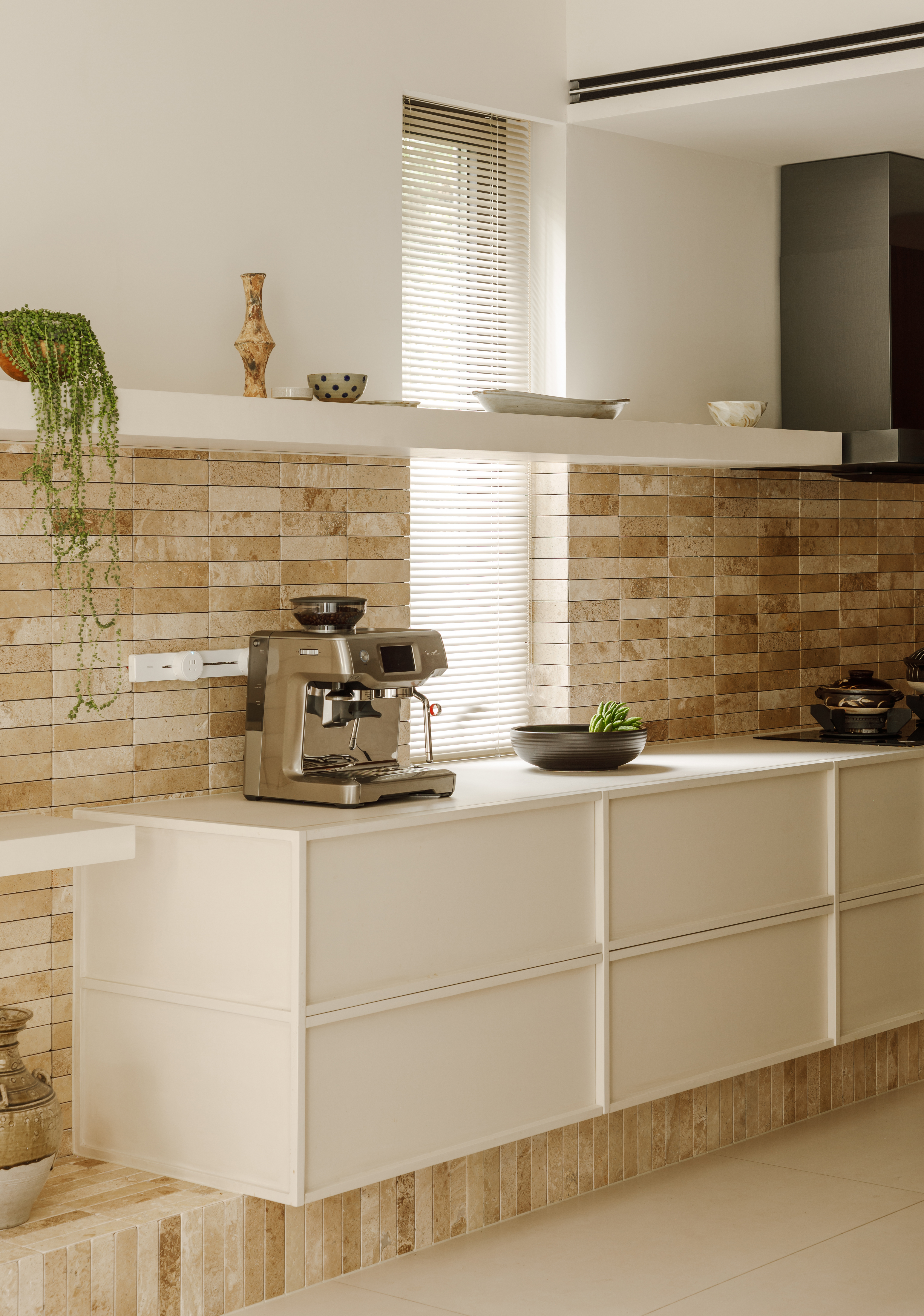 以景入内,以自由引导空间,盈满灵动与诗意丨中国上海丨赫设计-17