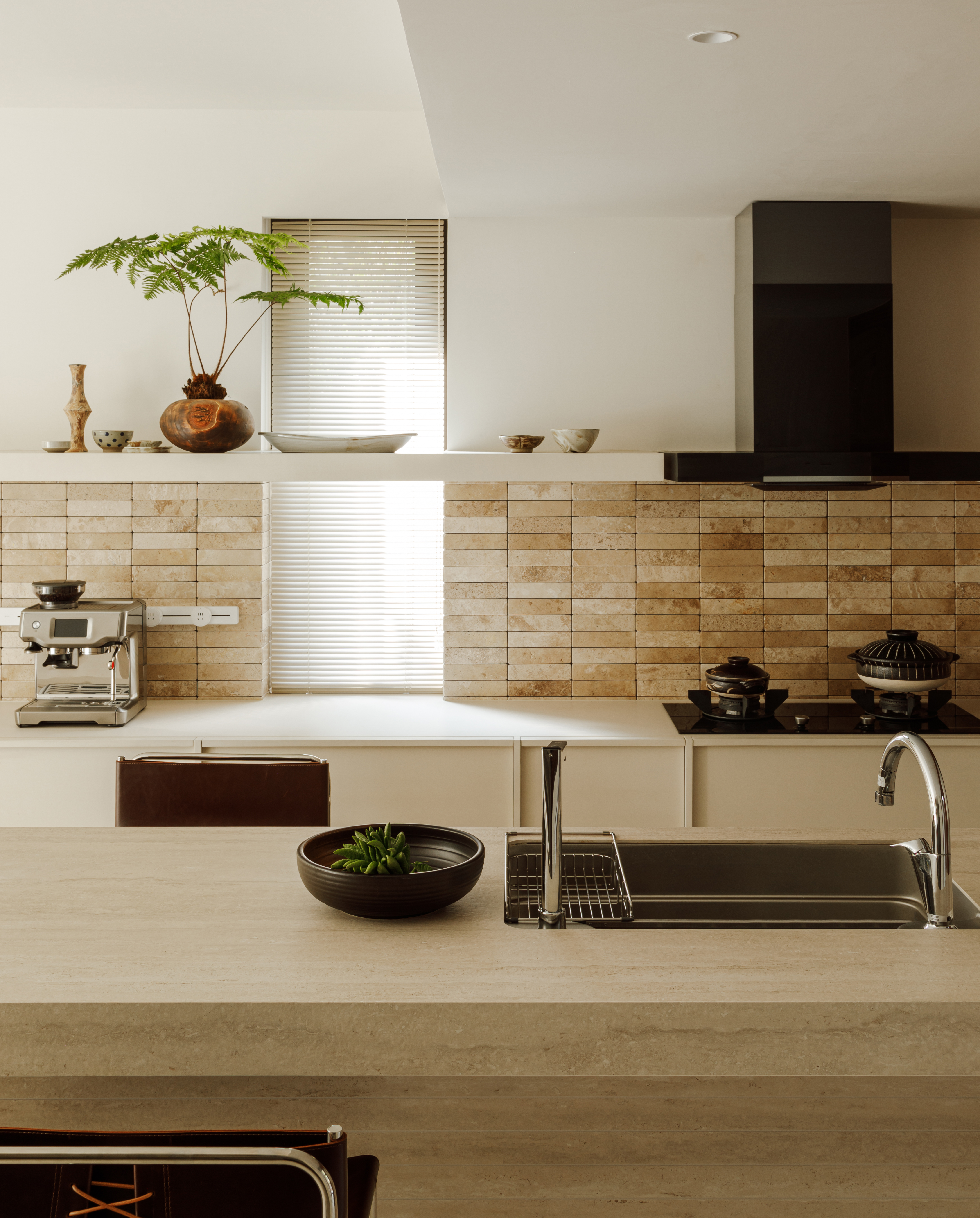 以景入内,以自由引导空间,盈满灵动与诗意丨中国上海丨赫设计-19