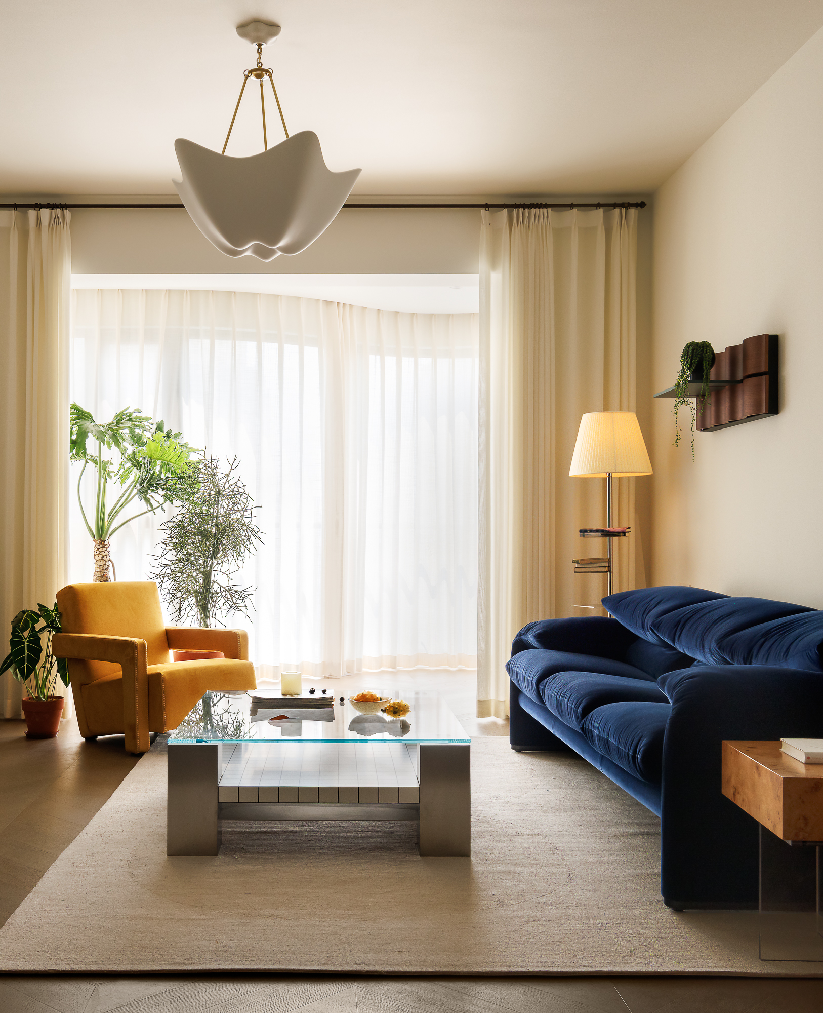 简白画幕上的明媚着色，打翻了调色盘的家恰丨中国上海丨HURR赫设计-5