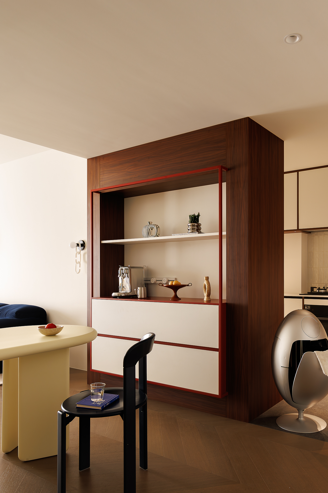 简白画幕上的明媚着色,打翻了调色盘的家恰丨中国上海丨HURR赫设计-21