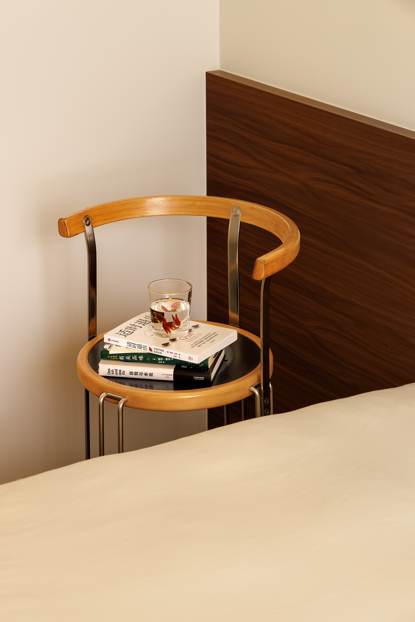 简白画幕上的明媚着色，打翻了调色盘的家恰丨中国上海丨HURR赫设计-38