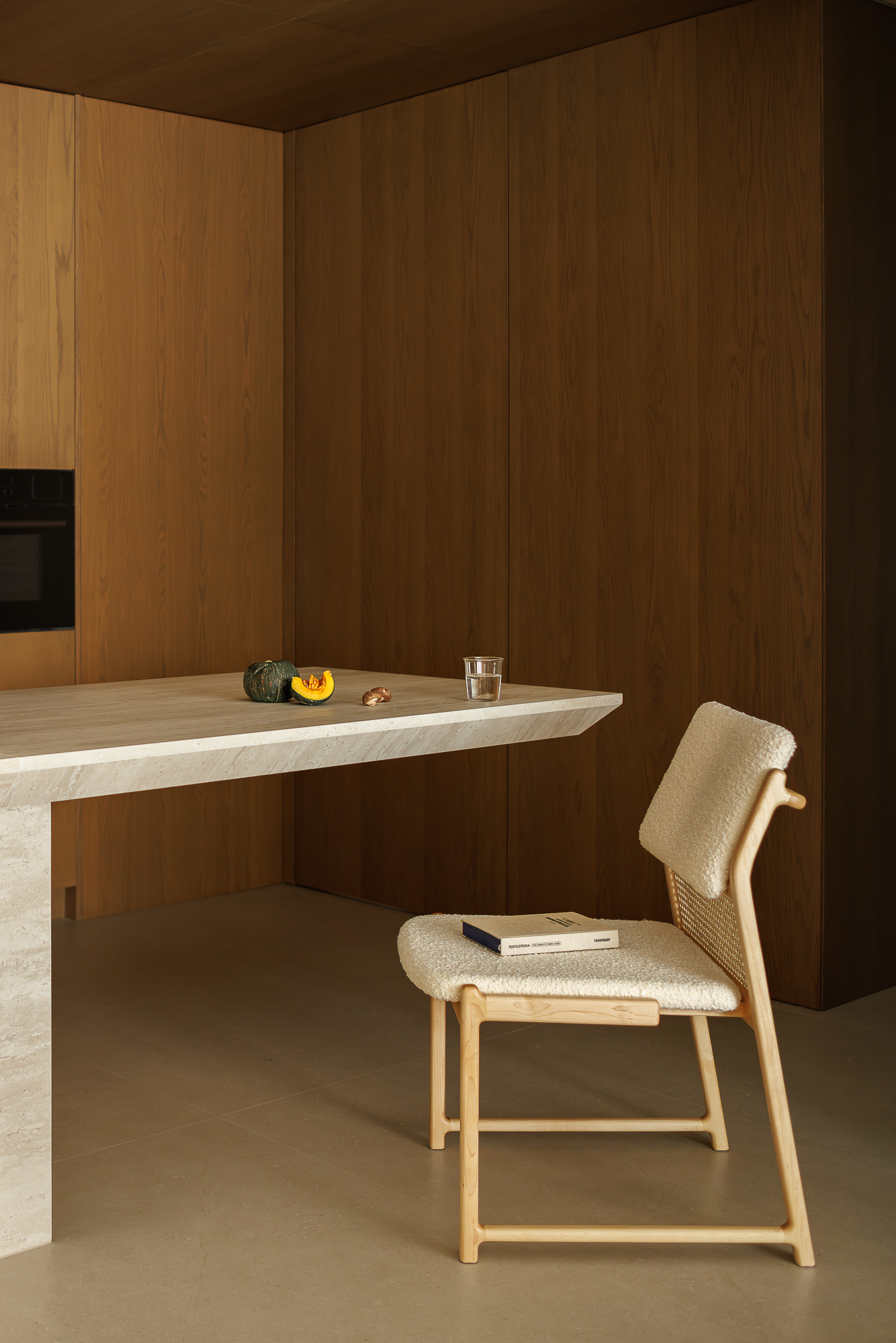 归于至简本真,定义不被定义的自然极简丨中国上海丨HURR赫设计-24