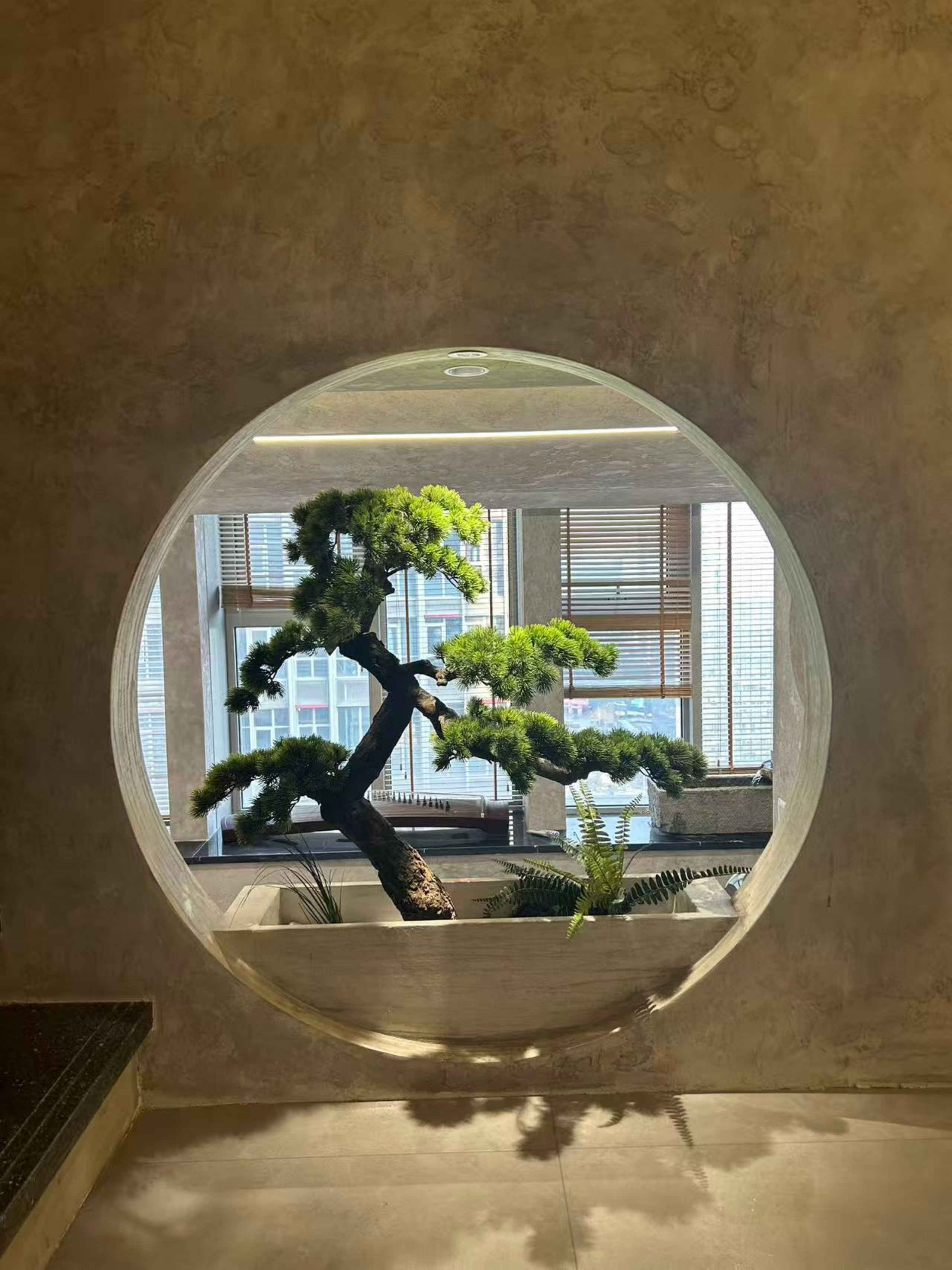 侘寂风格58平方米挑高5.8米LOFT办公室实景图丨中国徐州丨李旺武-1