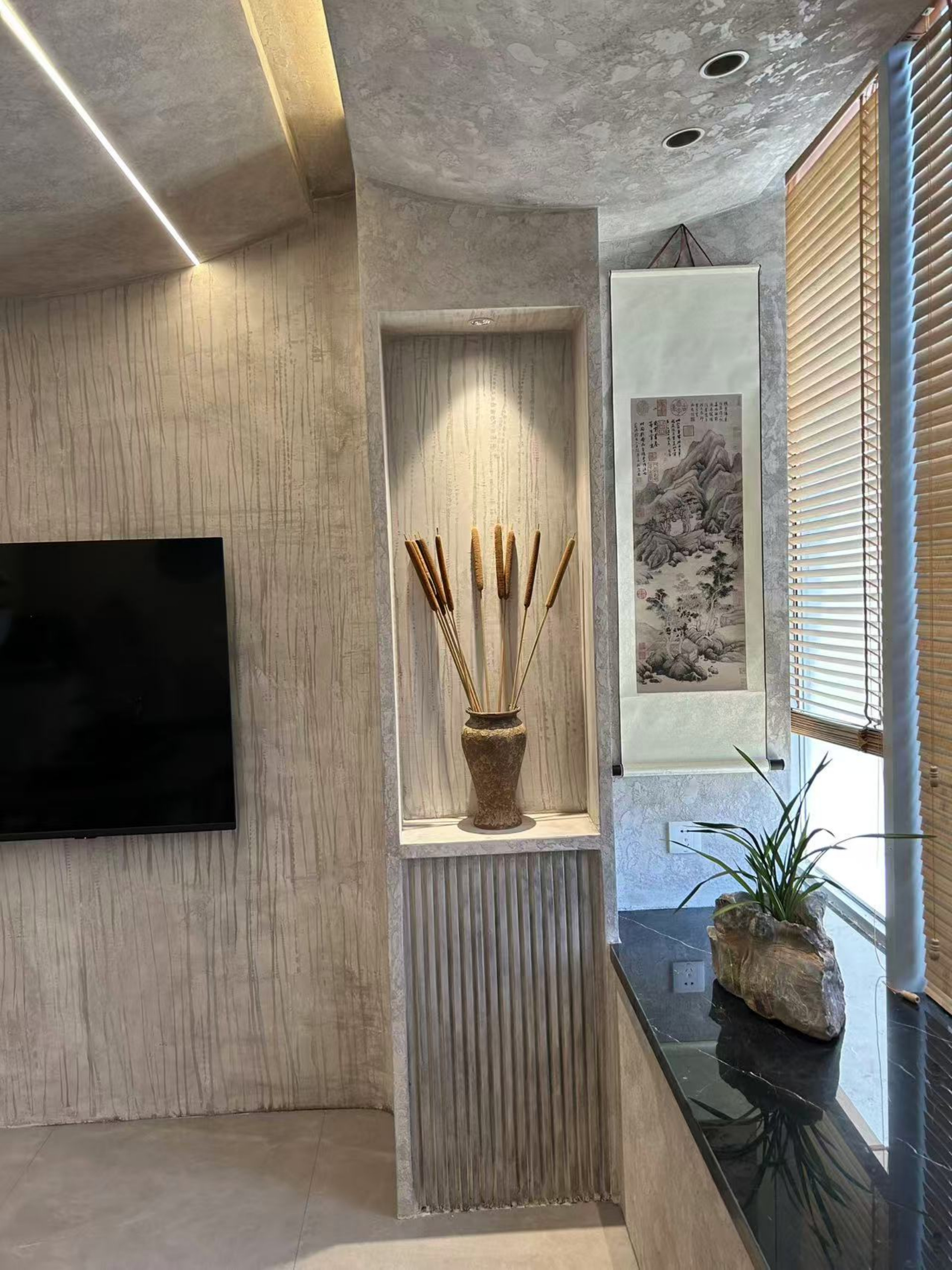 侘寂风格58平方米挑高5.8米LOFT办公室实景图丨中国徐州丨李旺武-7