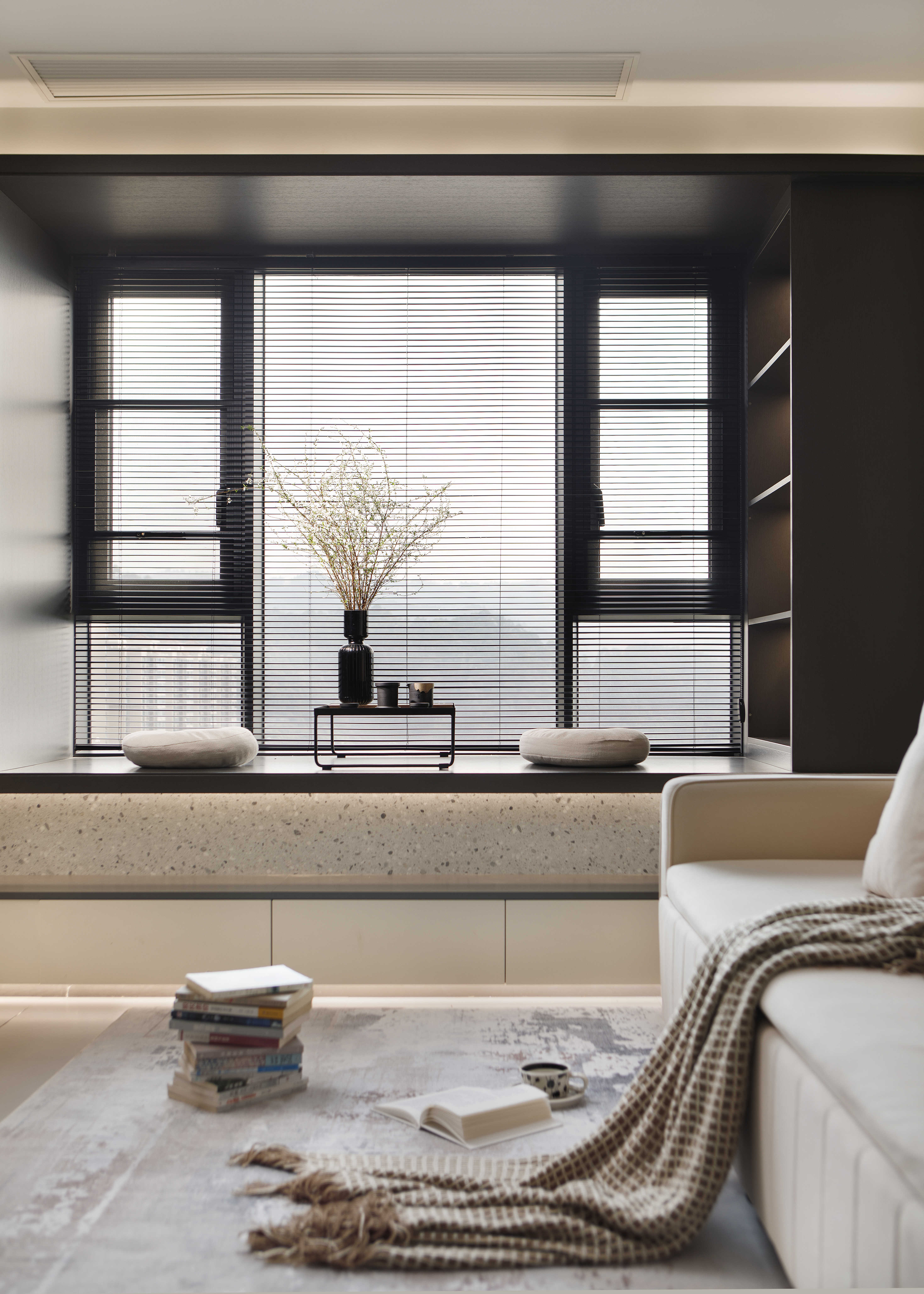 被光吻过的家，每一处缝隙都写满温柔”----光之憩所丨中国成都丨卢小刚-6