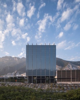 墨西哥 Monterrey Albia 办公大楼