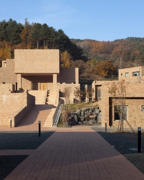 Jetavana Seon（Zen）Center 的佛教寺庙设计