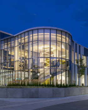 激活校园中心·Bialosky Cleveland 的 Cuyahoga 社区学院案例