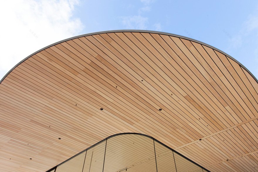 苹果公园游客中心-8