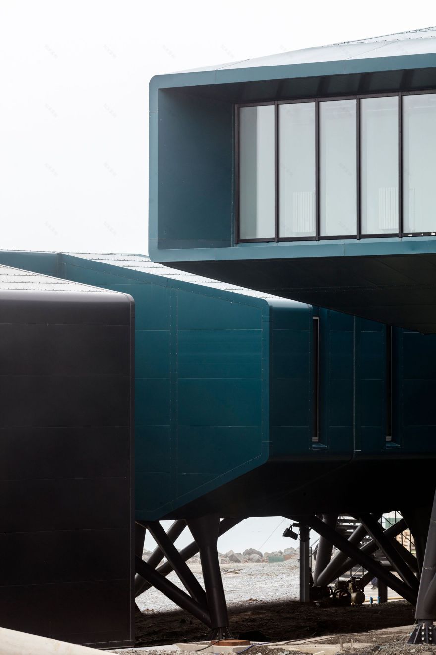 Comandante Ferraz Antarctic Station / Studio 41-54