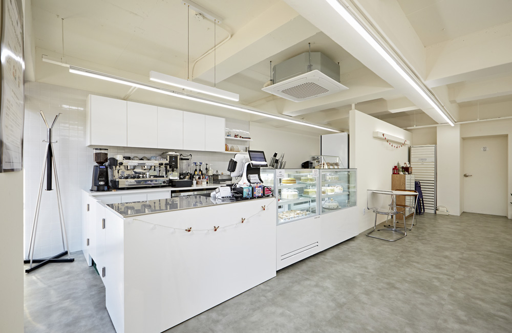 白色梦幻 | 20 平米小空间的精致设计-5