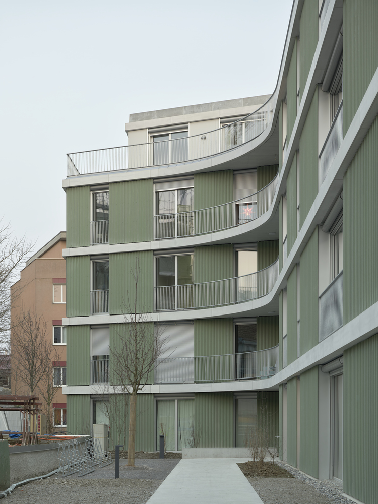 Basel 老厂房变宜居庭院丨瑞士丨Itten+Brechbühl-37