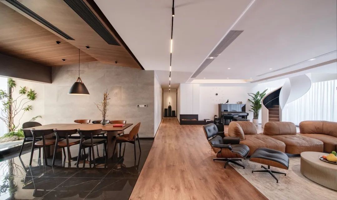 云端鸟瞰山城天际线的家丨中国重庆丨耕好设计-11