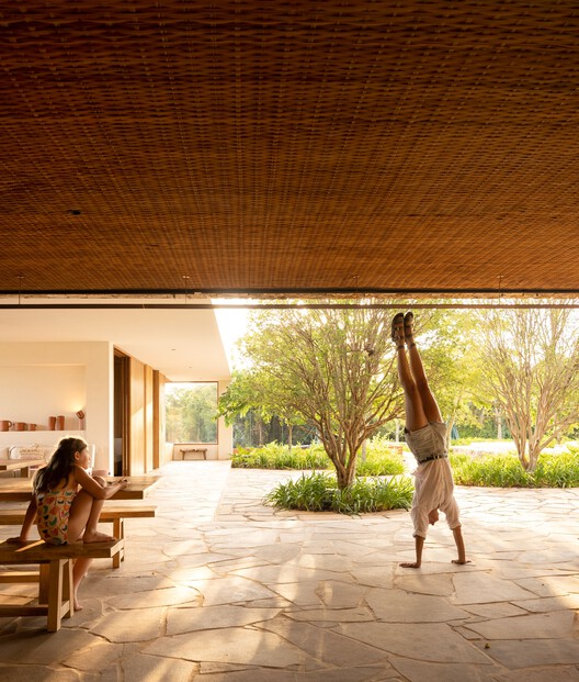 巴西 Porto Feliz 私人住宅丨Gabriel Garbin Arquitetura-24