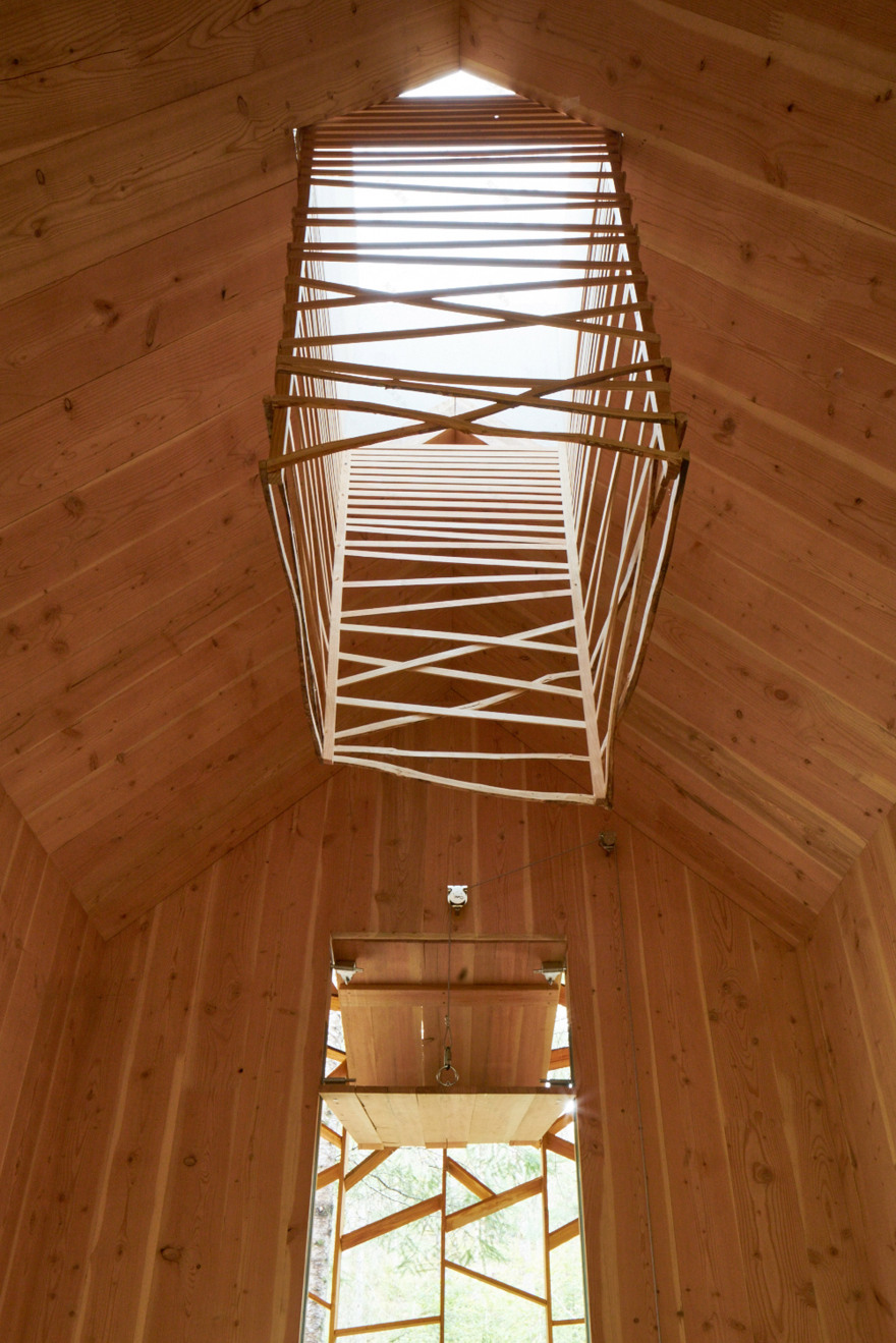 Architecture students use cross-laminated timber to build tiny classroom-9