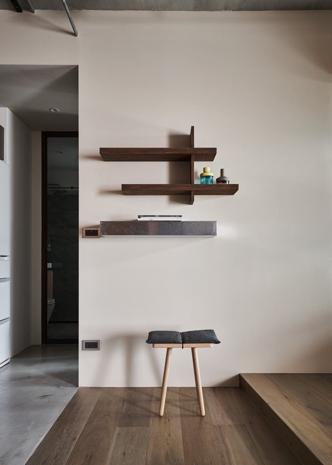 现代工业感公寓设计-18