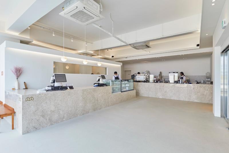 简约海洋风 160 平咖啡厅设计-8