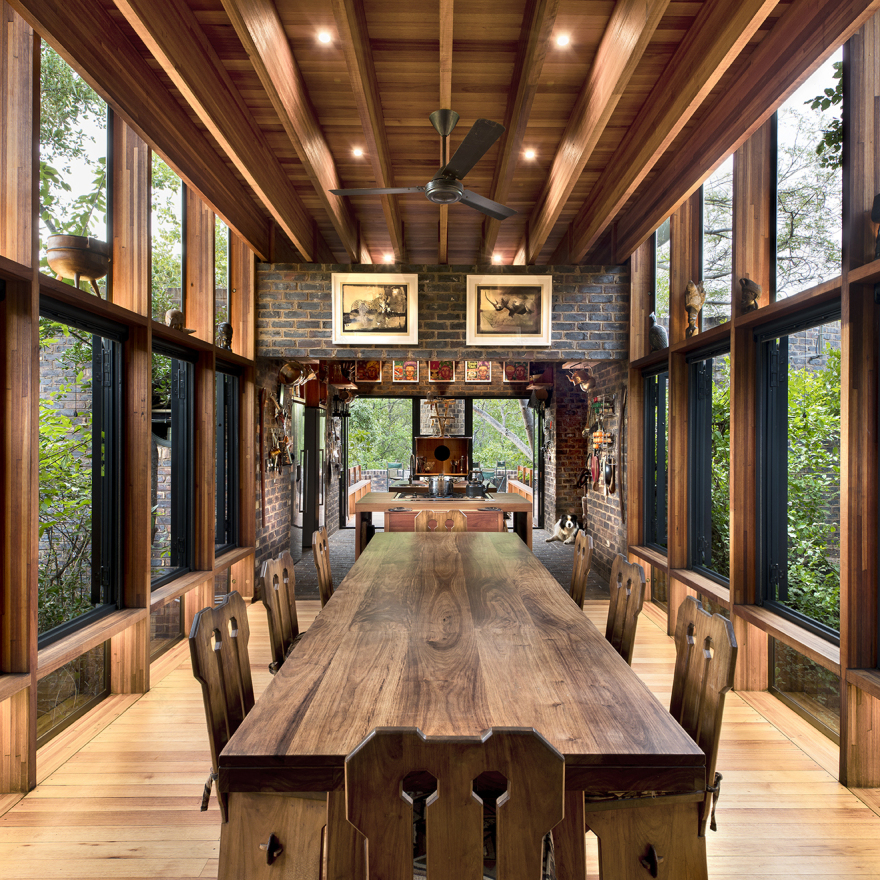 House of the Big Arch / Frankie Pappas-16