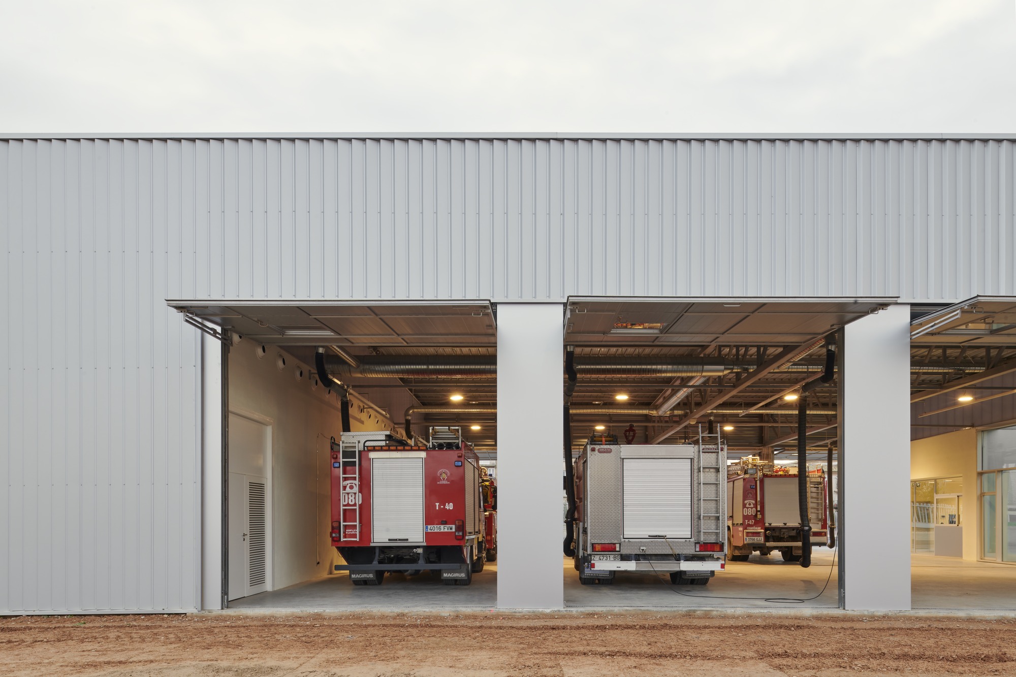 Fire Station No. 4 / IDOM-37