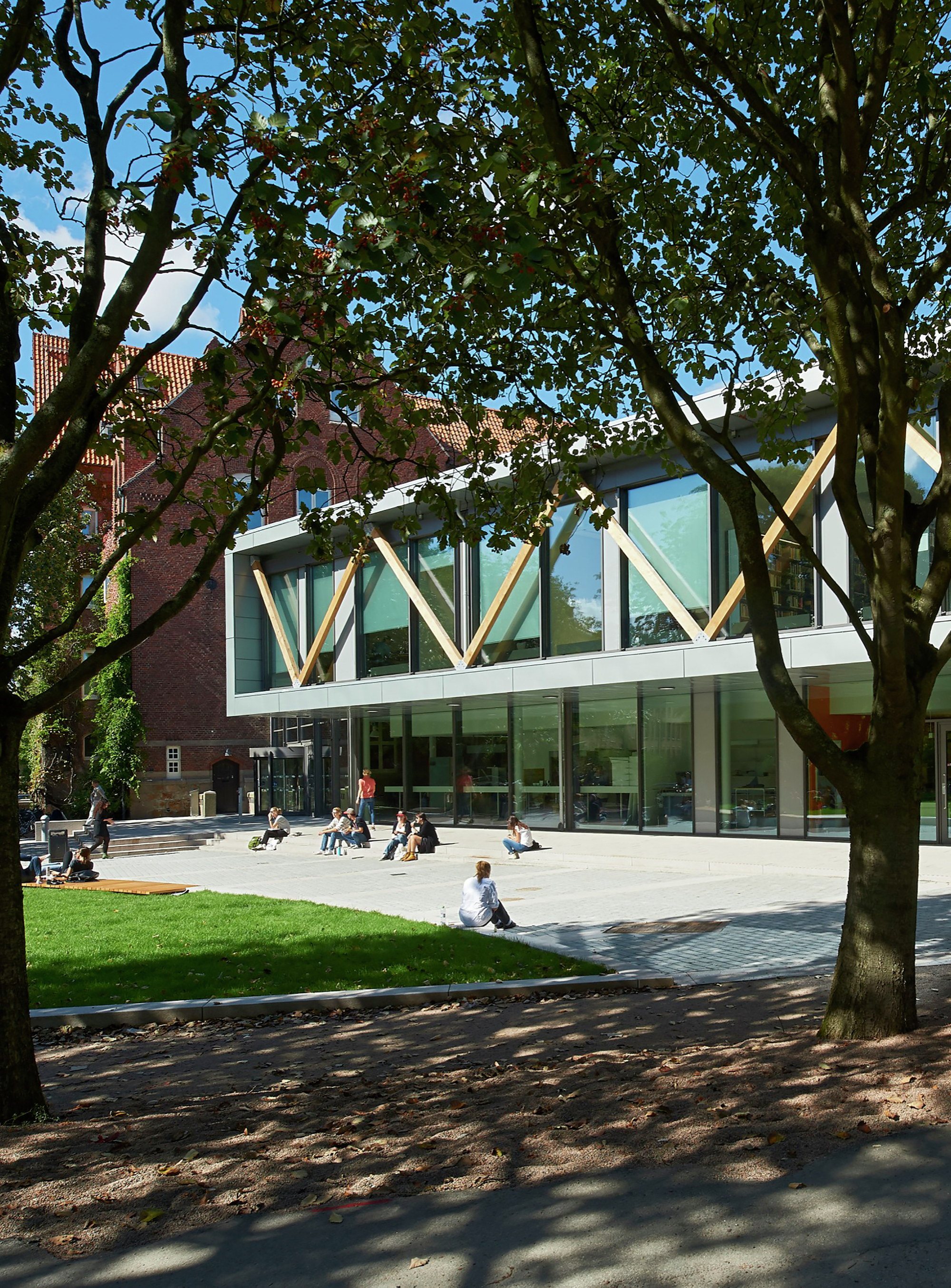 瑞典隆德大学图书馆设计-16