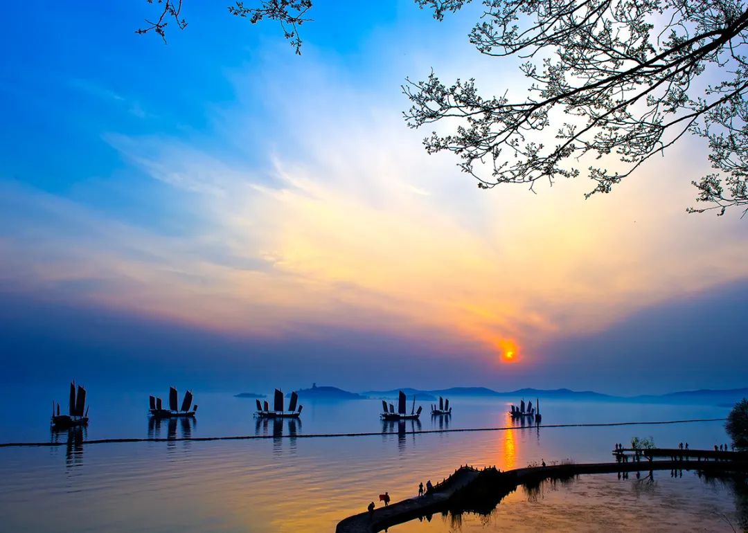 无锡铂悦溪上售楼中心丨中国无锡丨Ippolito Fleitz Group-6