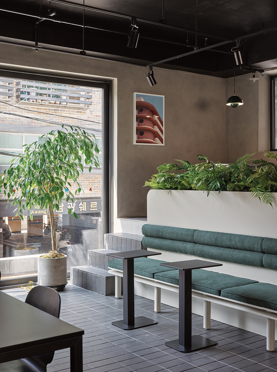 MGRV Studio Fragment-9