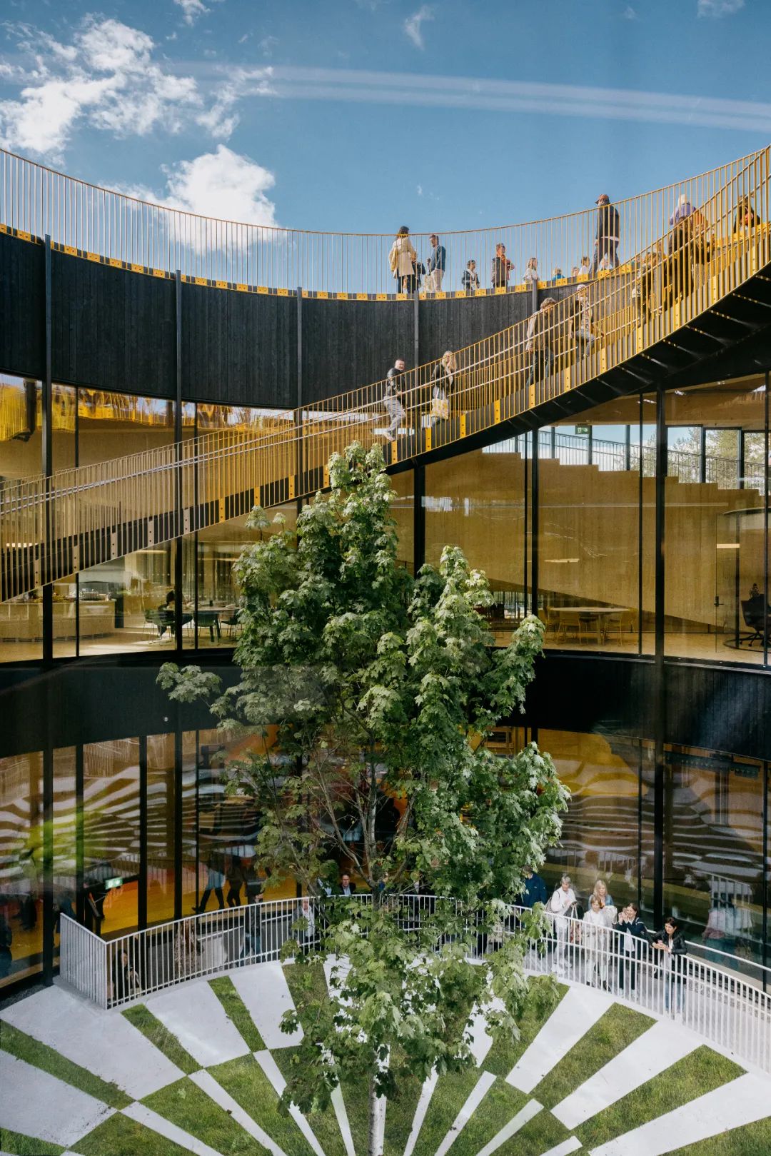 The Plus:挪威森林腹地的一座充满活力的工厂与公园丨BIG  BJARKE INGELS GROUP-24