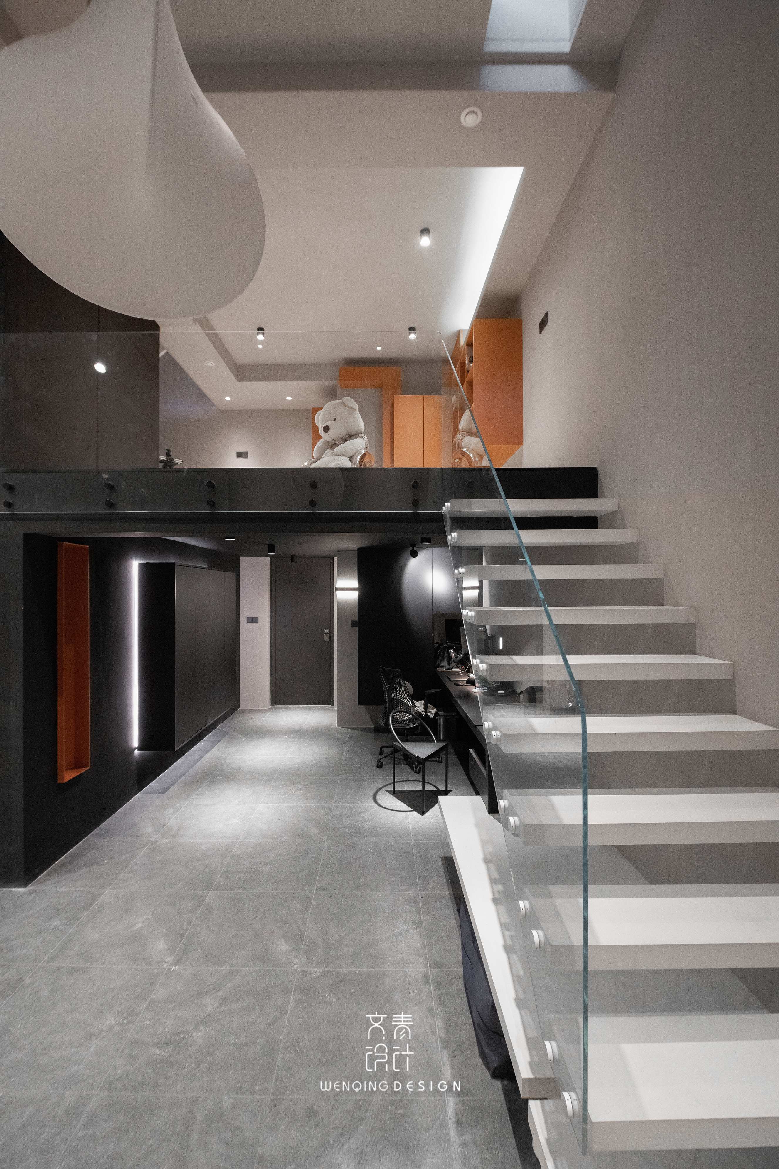 极简主义下的多彩地下室设计-57