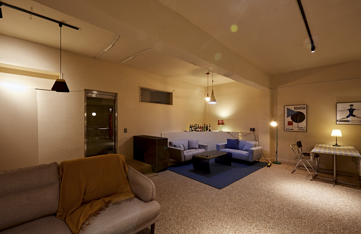 "木质氛围的 30 平米小空间设计"-9