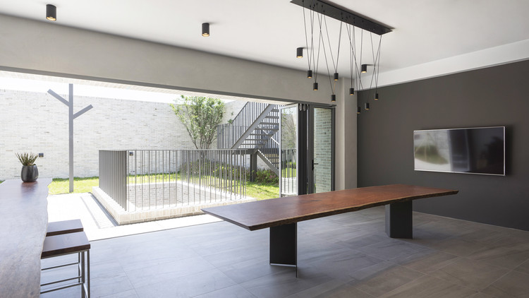 Vixen Studios Headquarters Seoul  YKH Associates-6