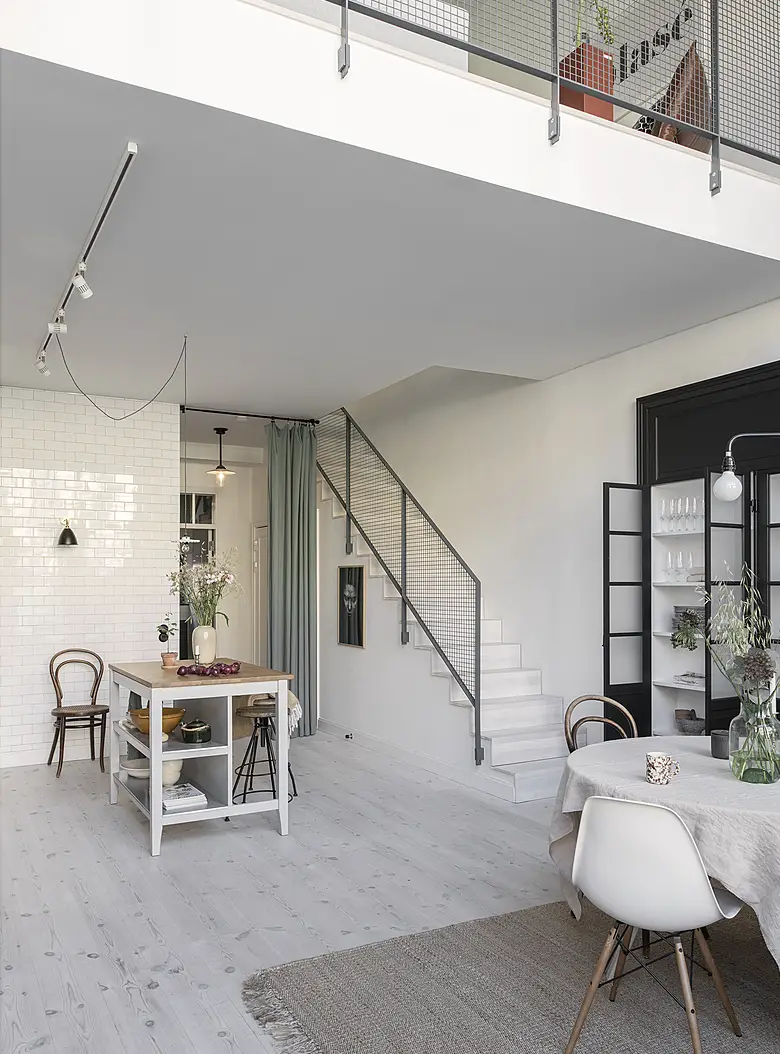 17 世纪瑞典旧厂房惊艳变身，设计师打造独特空中阁楼-9