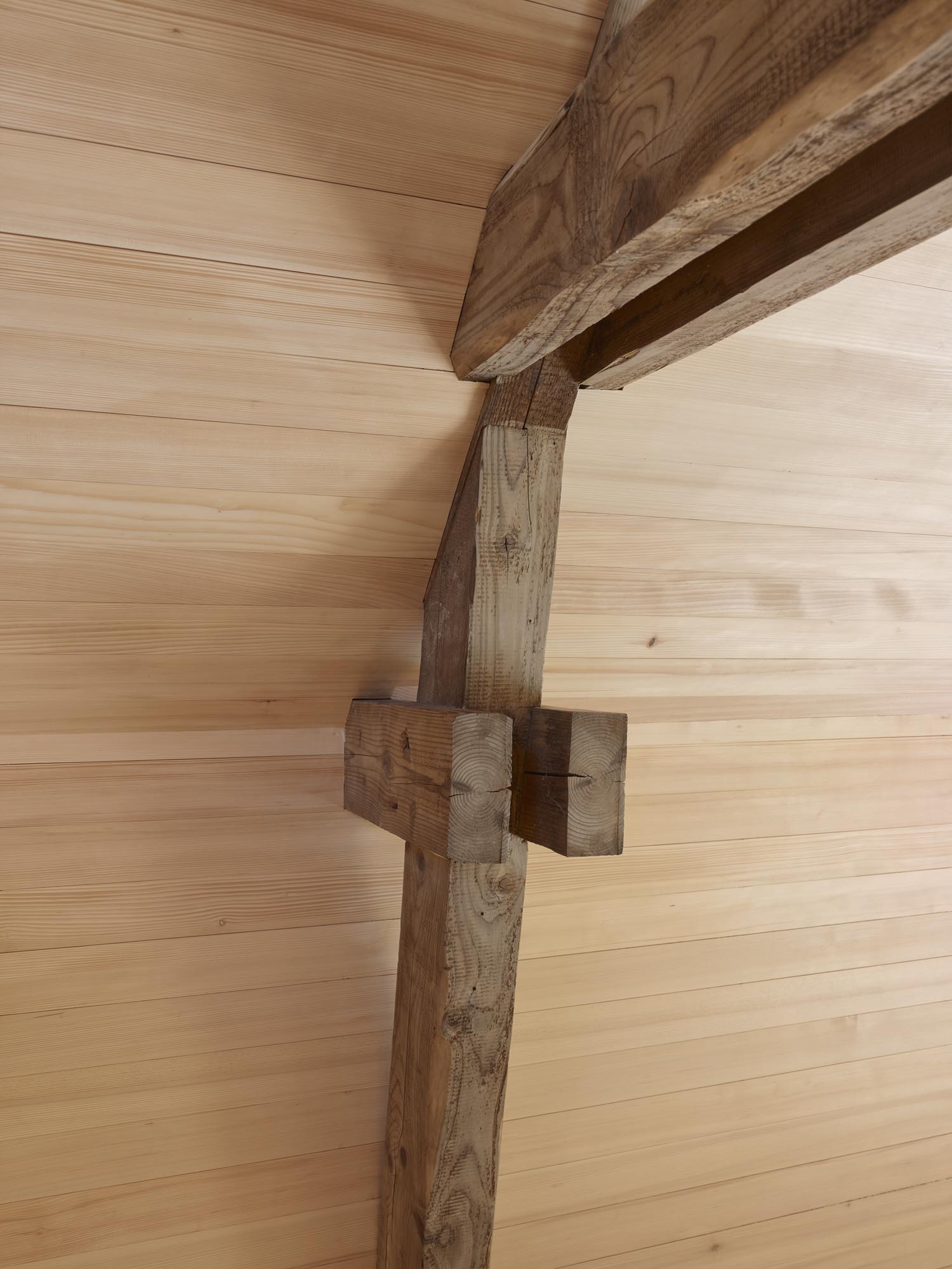 德国黑森林 1000 米高空的环保小屋-16