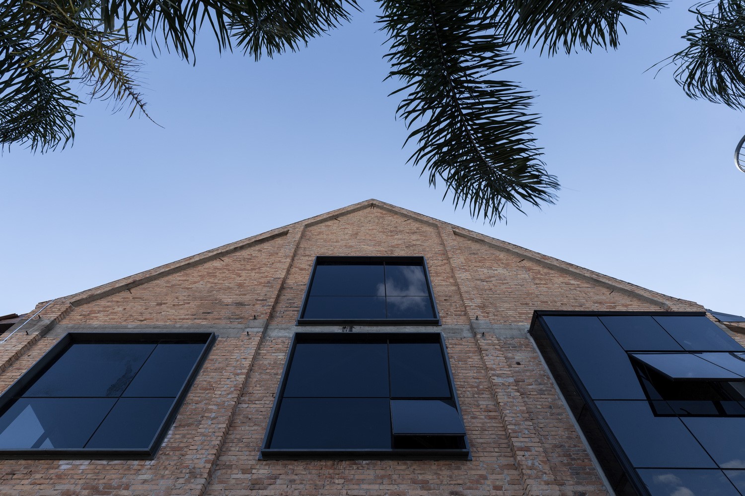 巴西 Michielon 酒厂复兴 | 历史记忆与现代文化的完美融合-16